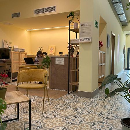 Growersgo Boutique Hostel Уелва Екстериор снимка
