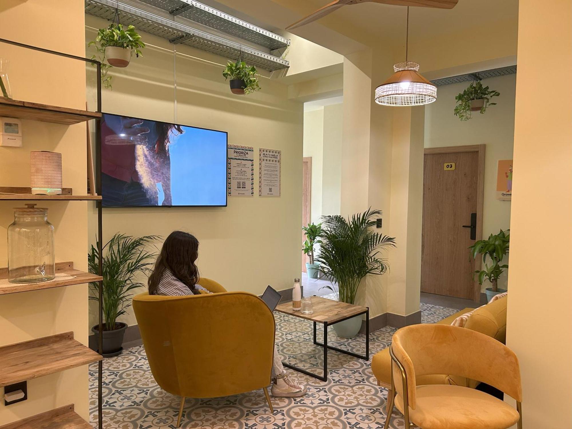 Growersgo Boutique Hostel Уелва Екстериор снимка