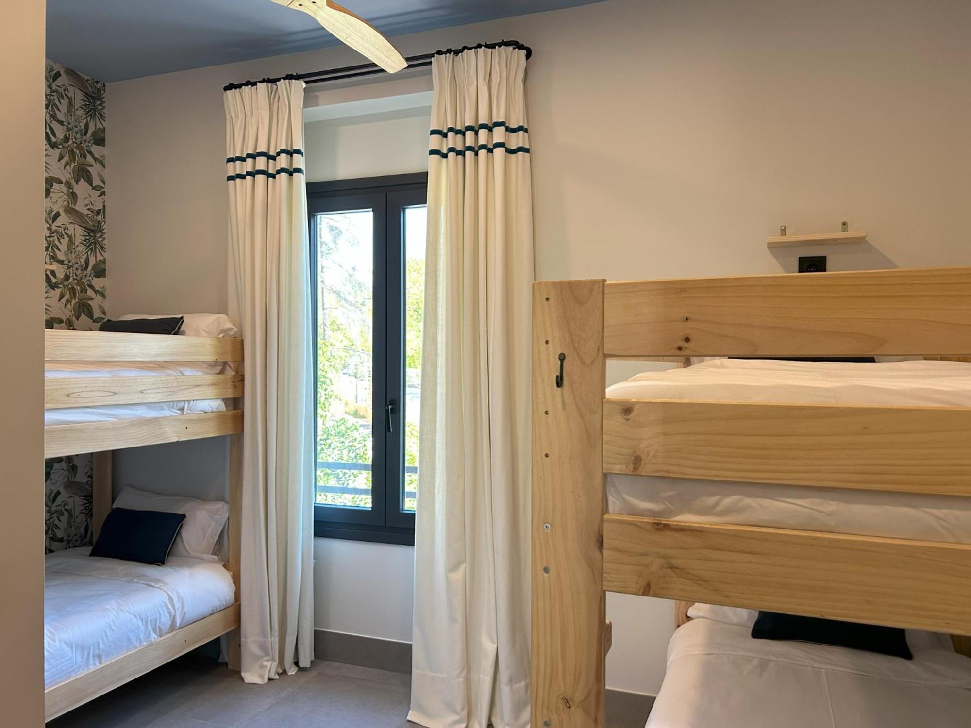 Growersgo Boutique Hostel Уелва Екстериор снимка
