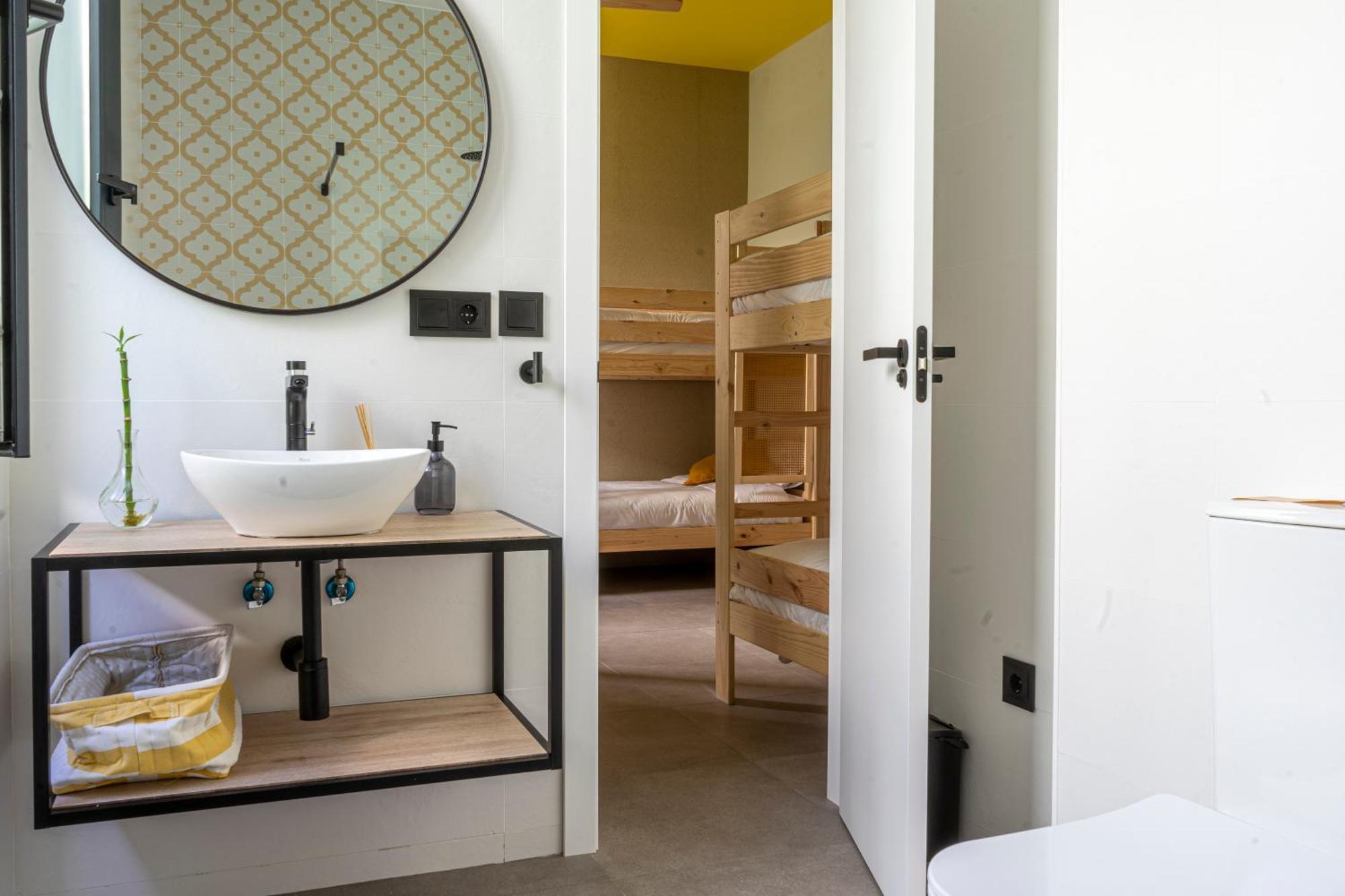Growersgo Boutique Hostel Уелва Екстериор снимка