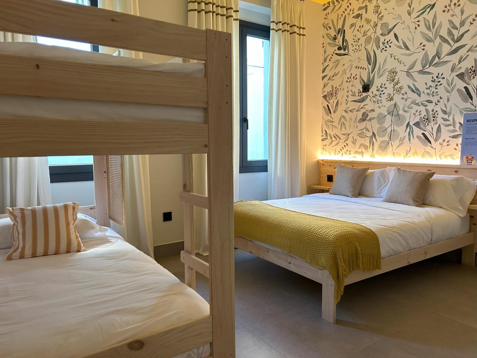 Growersgo Boutique Hostel Уелва Екстериор снимка