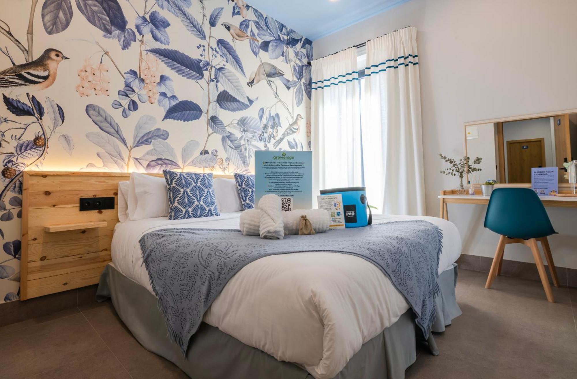 Growersgo Boutique Hostel Уелва Екстериор снимка