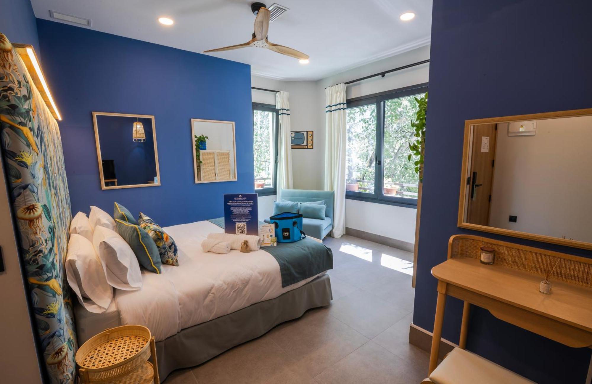 Growersgo Boutique Hostel Уелва Екстериор снимка